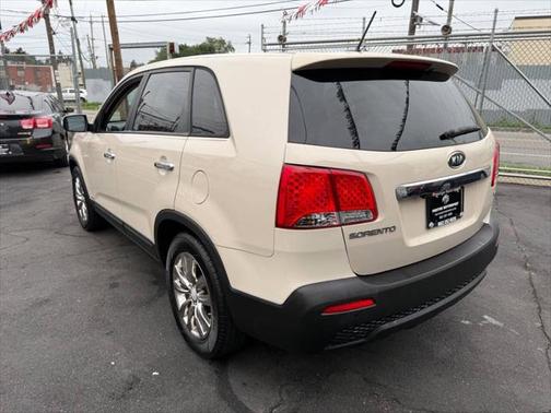 2011 Kia Sorento EX