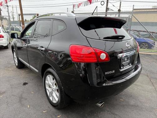 2011 Nissan Rogue SV