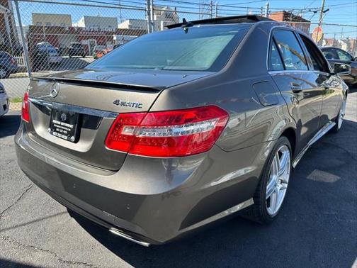 2011 Mercedes-Benz E-Class 4MATIC