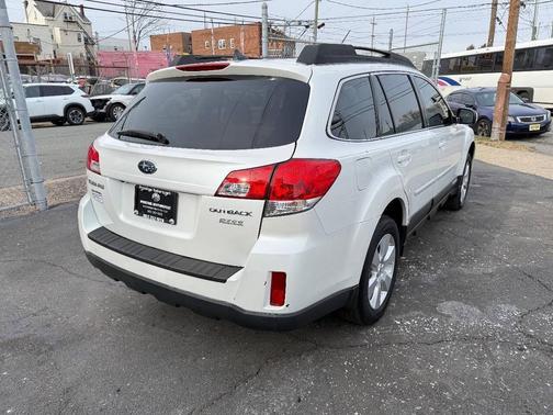 2012 Subaru Outback 2.5i Limited