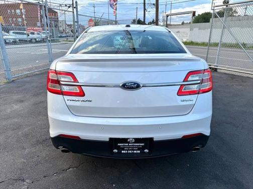 2013 Ford Taurus SEL
