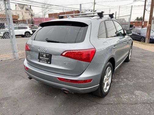 2011 Audi Q5 Premium Plus