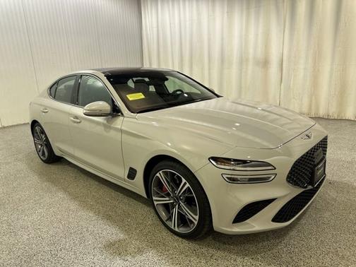 2025 Genesis G70 2.5T