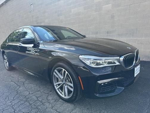 2017 BMW 750 i xDrive