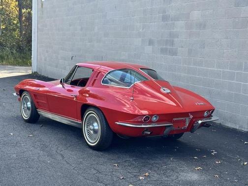 1963 Chevrolet Corvette Base