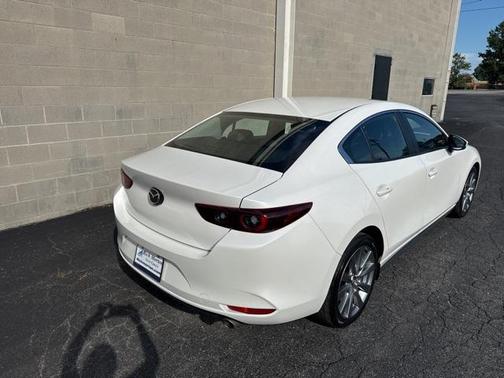 2022 Mazda Mazda3 FWD w/Select Package