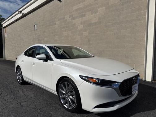2022 Mazda Mazda3 FWD w/Select Package