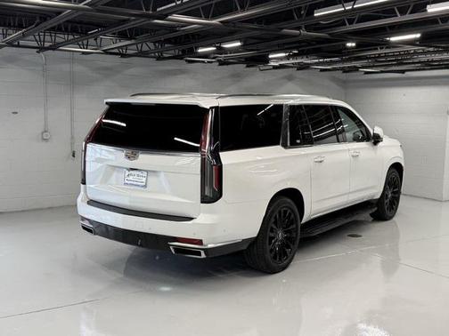 2021 Cadillac Escalade ESV Premium Luxury