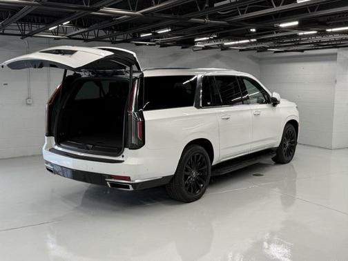 2021 Cadillac Escalade ESV Premium Luxury