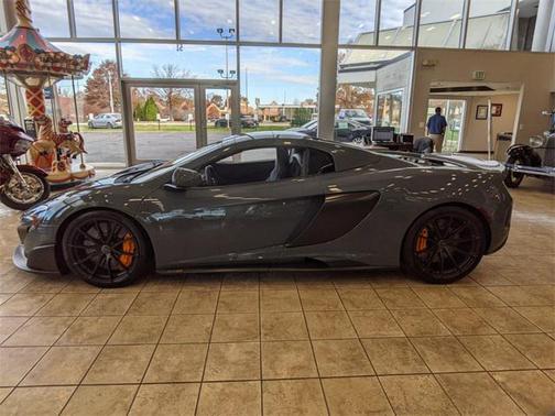 2016 McLaren 675LT Base
