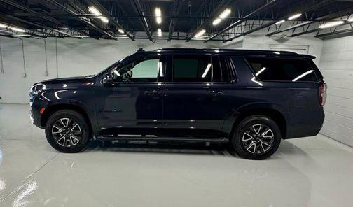 2023 Chevrolet Suburban 4WD Z71