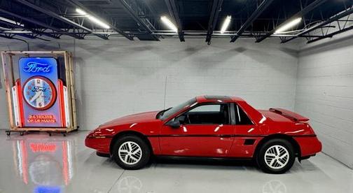 1988 Pontiac Fiero Base