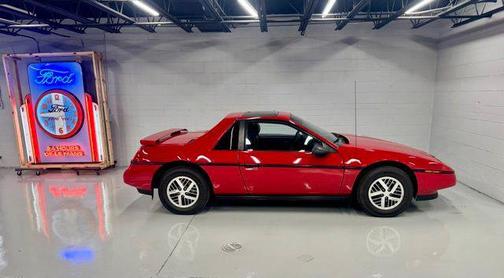 1988 Pontiac Fiero Base