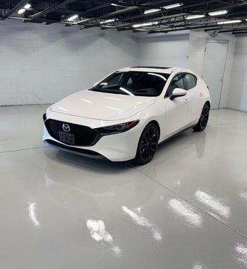 Snowflake White Pearl Mica 2026 Mazda Mazda3 FWD w/Premium Package