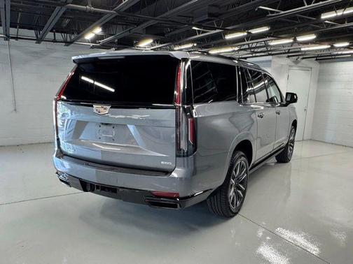 Satin Steel Metallic 2021 Cadillac Escalade ESV Sport