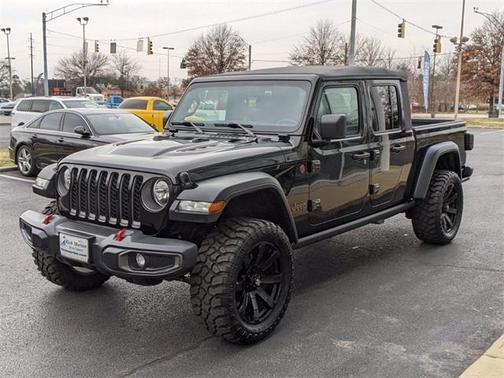 Photo 3 of 26 of 2020 Jeep Gladiator Rubicon