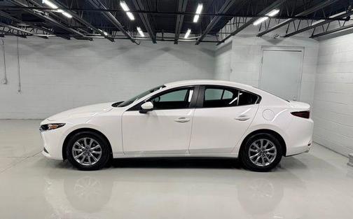 Snowflake White Pearl Mica 2025 Mazda Mazda3 FWD