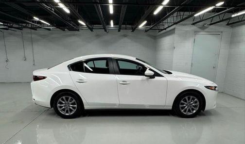 Snowflake White Pearl Mica 2025 Mazda Mazda3 FWD