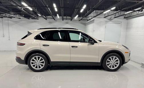 Beige 2021 Porsche Cayenne Cayenne