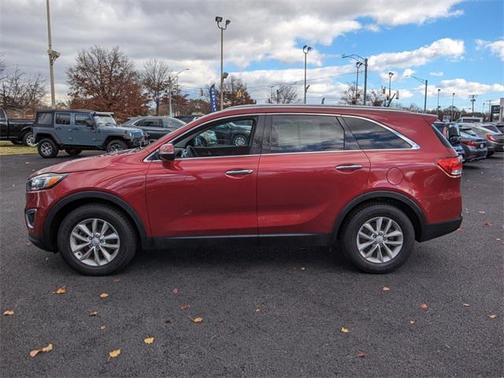 2017 Kia Sorento LX