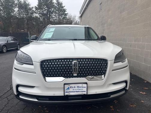 2023 Lincoln Aviator Standard AWD