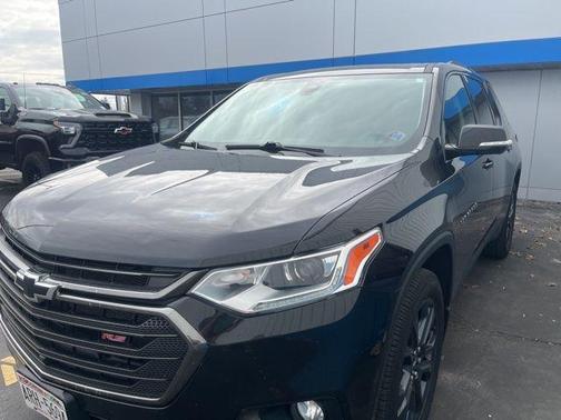 Mosaic Black Metallic 2020 Chevrolet Traverse RS