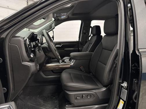 2026 Chevrolet Silverado 3500 LT