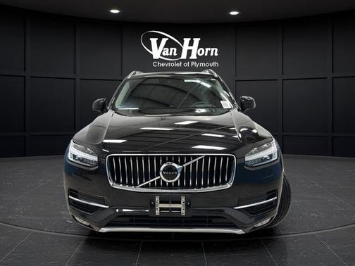 Onyx Black Metallic 2016 Volvo XC90 T6 Momentum