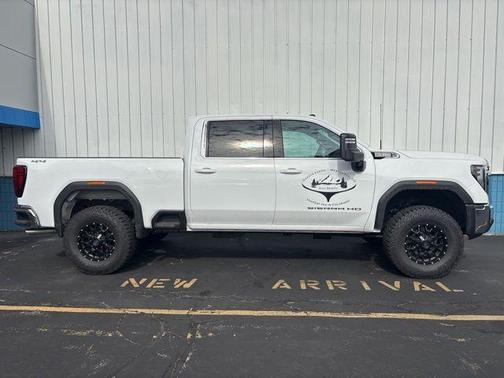 2024 GMC Sierra 2500 SLE