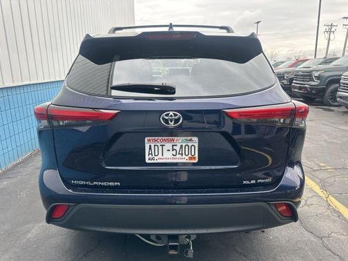 2022 Toyota Highlander XLE