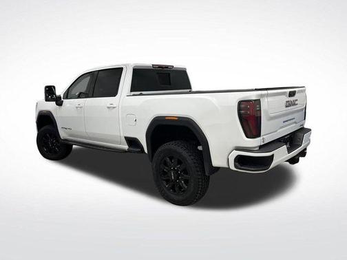 2024 GMC Sierra 2500 AT4