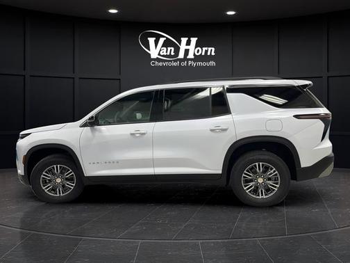 Polar White 2026 Chevrolet Traverse LT