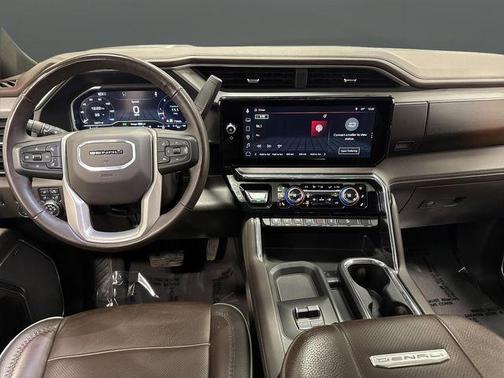 2025 GMC Sierra 3500 Denali