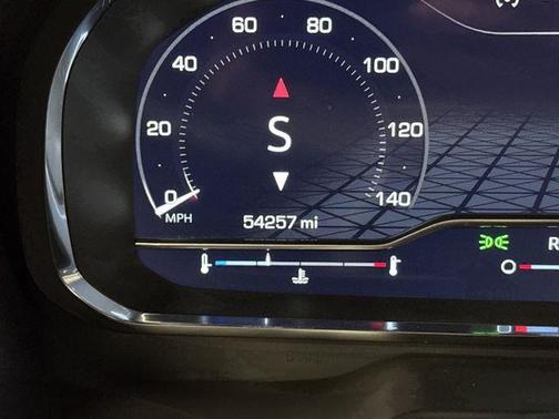 2024 GMC Yukon XL SLE