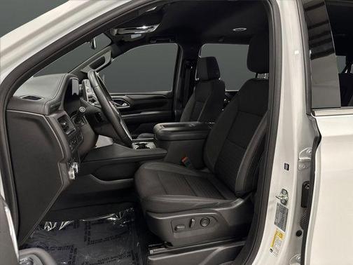 2024 GMC Yukon XL SLE