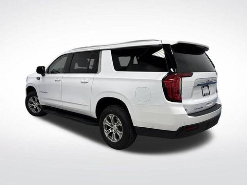 2024 GMC Yukon XL SLE