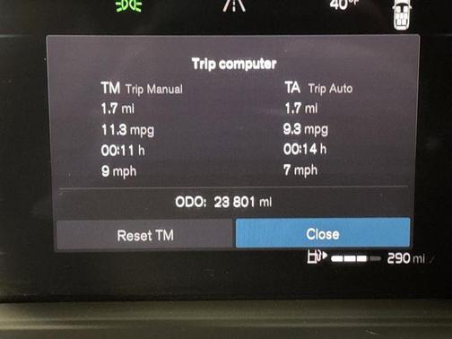 2024 Volvo XC90 B5 Plus Bright Theme