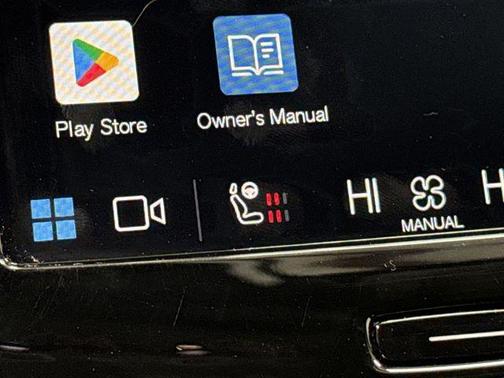 2024 Volvo XC90 B5 Plus Bright Theme