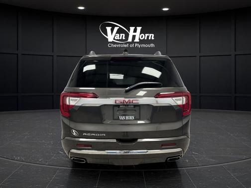 2020 GMC Acadia Denali