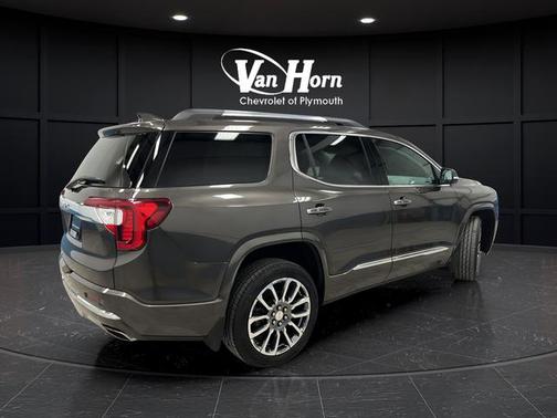 2020 GMC Acadia Denali