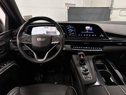 2023 Cadillac Escalade Sport