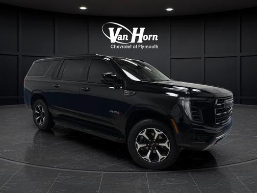 2025 GMC Yukon XL AT4