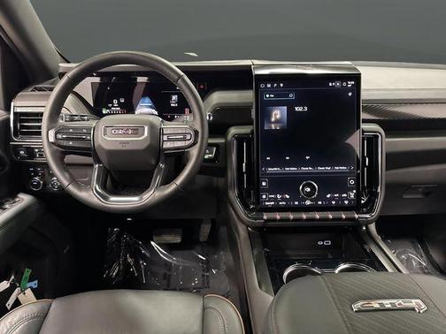 2025 GMC Yukon XL AT4