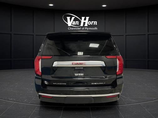 Onyx Black 2023 GMC Yukon XL Denali