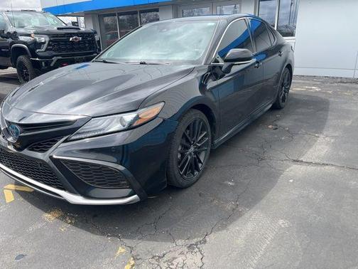 2023 Toyota Camry Hybrid XSE