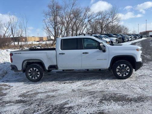 2024 Chevrolet Silverado 2500 Custom