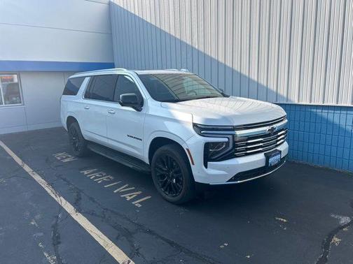 2025 Chevrolet Suburban Premier