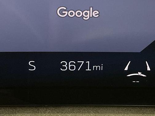 2025 Cadillac XT4 Sport