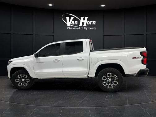 Summit White 2025 Chevrolet Colorado Z71