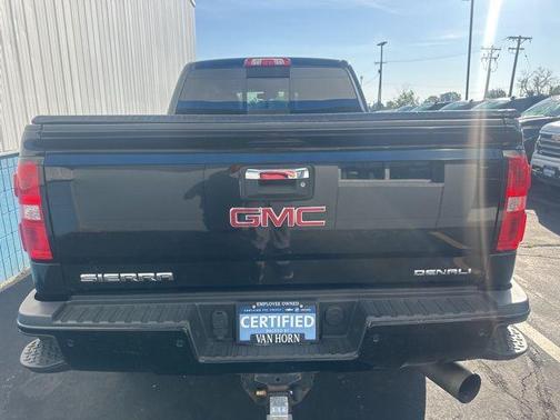 2017 GMC Sierra 2500 Denali